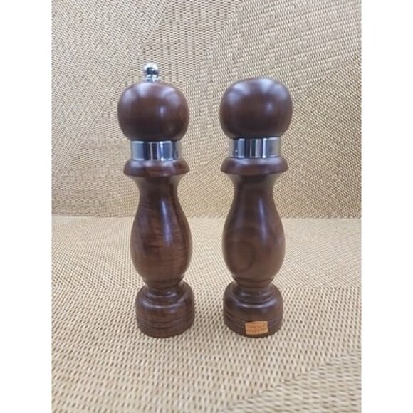 Solid Wood Salt Shaker & Pepper Grinder Mill 8" Tall Set New Wood Grain Stained - Picture 1 of 9